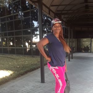 Meet your Posher, Tiffany